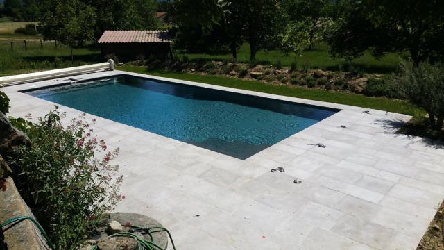 realisation de piscine par solidpool livrons sur drome